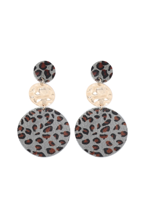 S22-6-3-KE7012LGY - ROUND LEOPARD LEATHER WITH METAL LINK DROP EARRINGS - LIGHT GRAY/6PCS