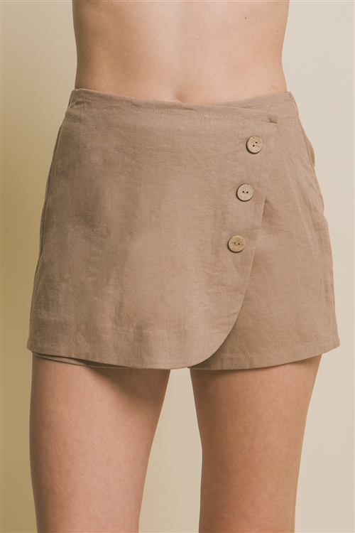 S39-1-1-LT-6917PN-TP - LINEN SIDE BUTTON MINI SKORT- TAUPE 2-2-2