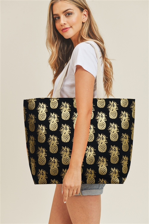 S1-2-6-MB0134BK - GOLD FOIL PINEAPPLE BEACH BAG BLACK/1PC