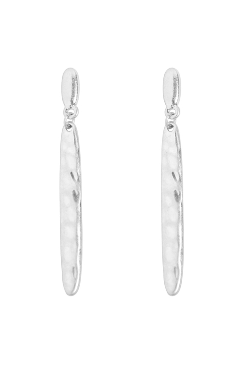 S22-11-5-ME10163WS - HAMMERED OVAL BAR POST EARRINGS - MATTE SILVER/6PAIRS