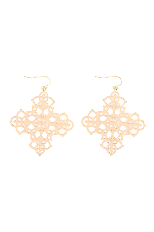 A1-1-3-ME10283GD - CLOVER FILIGREE FISH HOOK EARRINGS - GOLD/6PCS