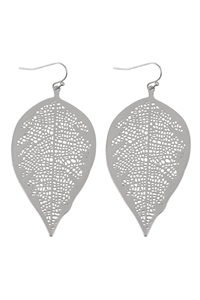 S1-2-1-ME11047RD - FINE LEAF FILIGREE HOOK EARRINGS-SILVER/1PC