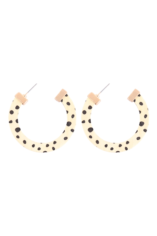 S1-7-4-ME4992NDAL - WOOD DALMATIAN HOOP EARRINGS - NATURAL/6PCS