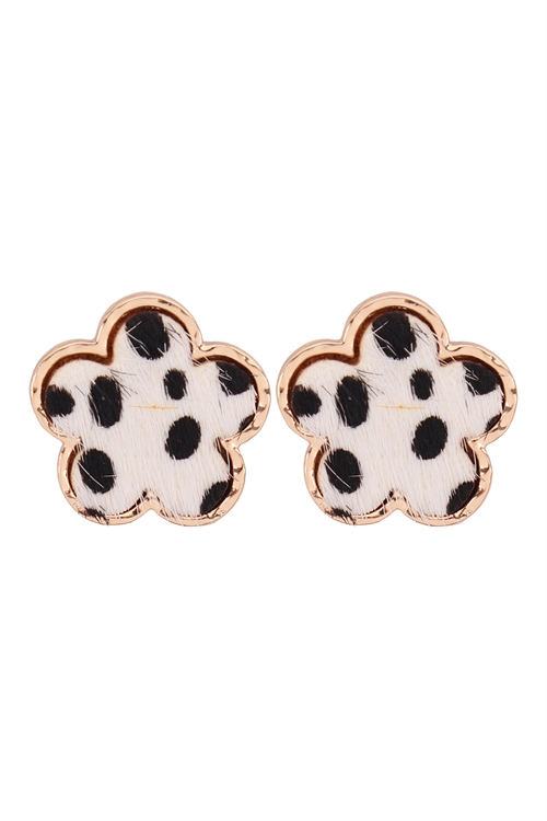 S6-6-5-ME9005CH-WHT-GENUINE LEATHER ANIMAL PRINT CLOVER POST EARRINGS-CHEETAH WHITE/6PCS