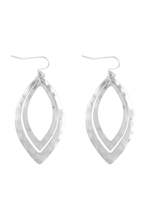 SA3-3-1-ME90343WS - LAYERED MARQUISE HAMMERED METAL EARRINGS - MATTE SILVER/1PC