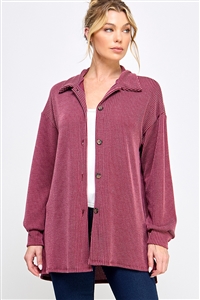 S38-1-1-MF-MT4570-BU - TWO TONE CURVY KNIT COLLARED BUTTON DOWN SHACKET- BURGUNDY 2-2-2-2