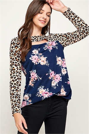 S32-1-1-MF-WT2462C-1-NV - LEOPARD AND FLORAL CUTOUT DETAIL KNIT TOP- NAVY 2-2-2