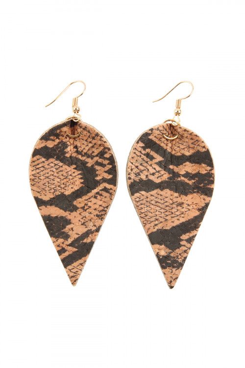 S25-8-2-MYE1098SN-3 STYLE 3 SNAKE SKIN LEAF SHAPE CORK EARRINGS/6PAIRS