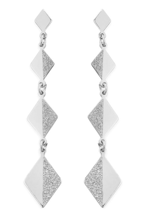 S22-1-3-MYE1224R - DIAMOND TEXTURED LINK DANGLING EARRINGS - SILVER/6PAIRS