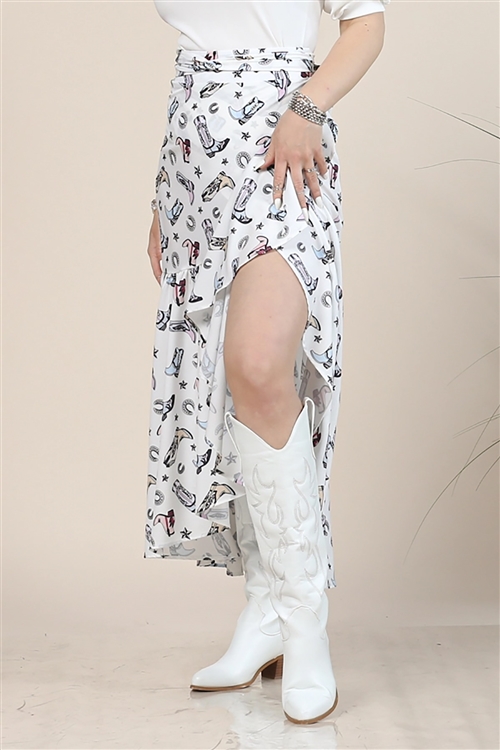 NY-S1050-4664 - WESTERN COWBOY BOOTS PRINT WRAP SKIRT- OFFWHITE 3-3
