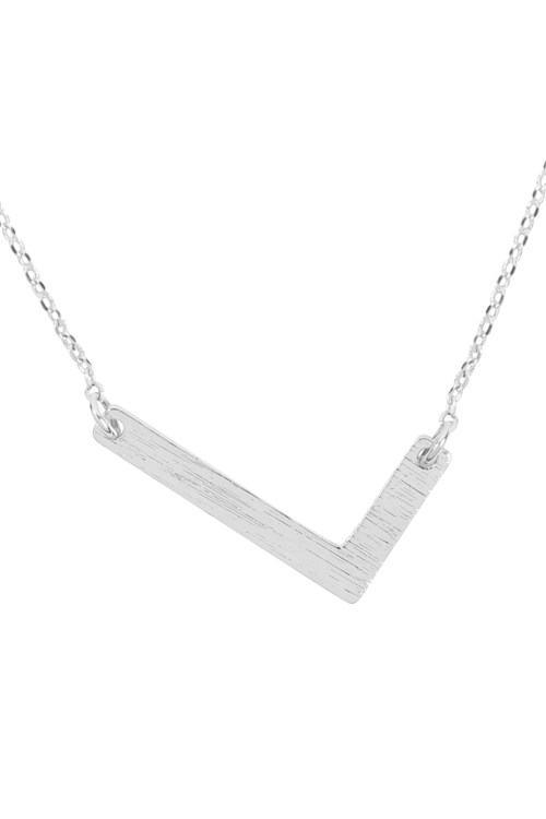 A3-1-4-PN1673RL - "L" INITIAL ROUGH FINISH CHAIN NECKLACE - SILVER/1PC
