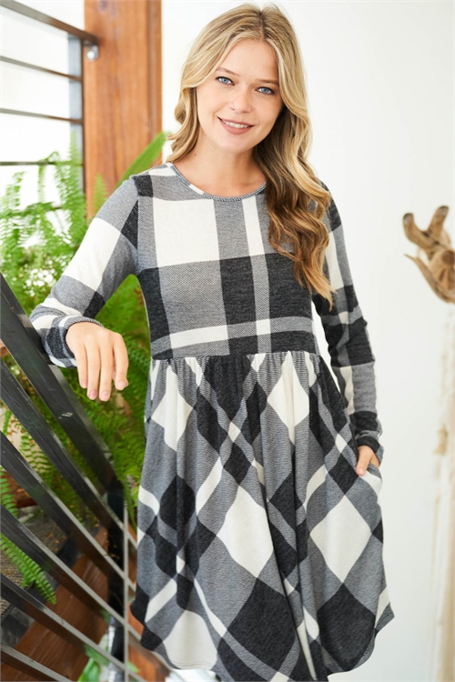 S5-10-3-PPD10321-BKWT-1 - LONG SLEEVE ELASTIC WAIST PLAID DRESS- BLACK-WHITE 1-2-0-2