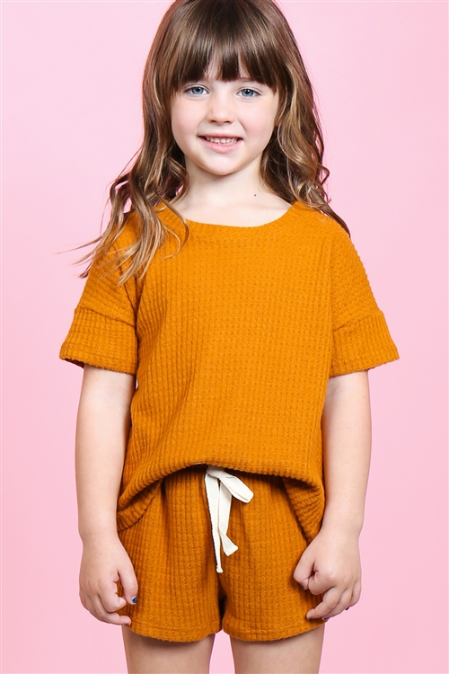 SA4-6-3-PPP4030T-DJ-1 - KIDS GIRLS WAFFLE TOP AND SHORTS SET WITH SELF TIE- DIJON 2-2-1-2