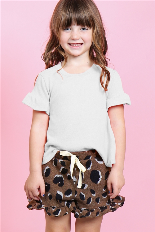 S9-17-1-PPP4037T-OFWBWN-2 - KIDS GIRLS RUFFLE SLEEVES SOLID TOP AND LEOPARD SHORTS SET WITH SELF TIE- OFF-WHITE/BROWN 1-3-1-1