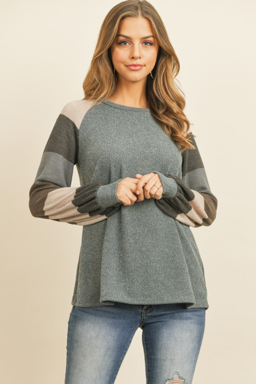 S15-2-4-PPT2023-IDGGYCH - MULTICOLOR STRIPES SLEEVED GARY RIB SWEATER- INDIGO GREY CHARCOAL 1-2-2-2