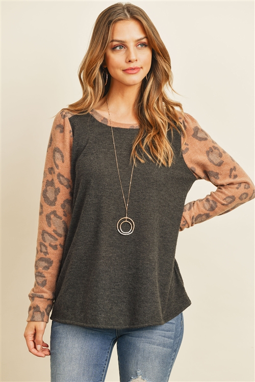 S16-3-3-PPT2039-CH2TMCBW - FLEECED LEOPARD LONG SLEEVED TOP- CHARCOAL 2TONE MOCHA BROWN 1-2-2-2