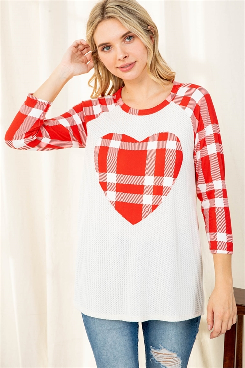 C78-B-PPT20521-IVRDOFW-A - PLAID HEART PRINT QUARTER SLEEVE WAFFLE TOP- IVORY/RED-OFF-WHITE 1-4-1