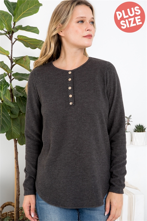 S10-12-2-PPT20719X-2TCHL-1 - PLUS SIZE BUTTON DETAIL LONG SLEEVE ROUND HEM SOLID TOP- 2TONE CHARCOAL 2-2-1