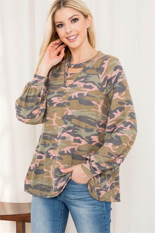 S8-13-2-PPT20804-OVMVBK-1 - KEYHOLE WITH STRAP NECKLINE PUFF SLEEVE CAMO TOP- OLIVE-MAUVE-BLACK 1-1-2-2