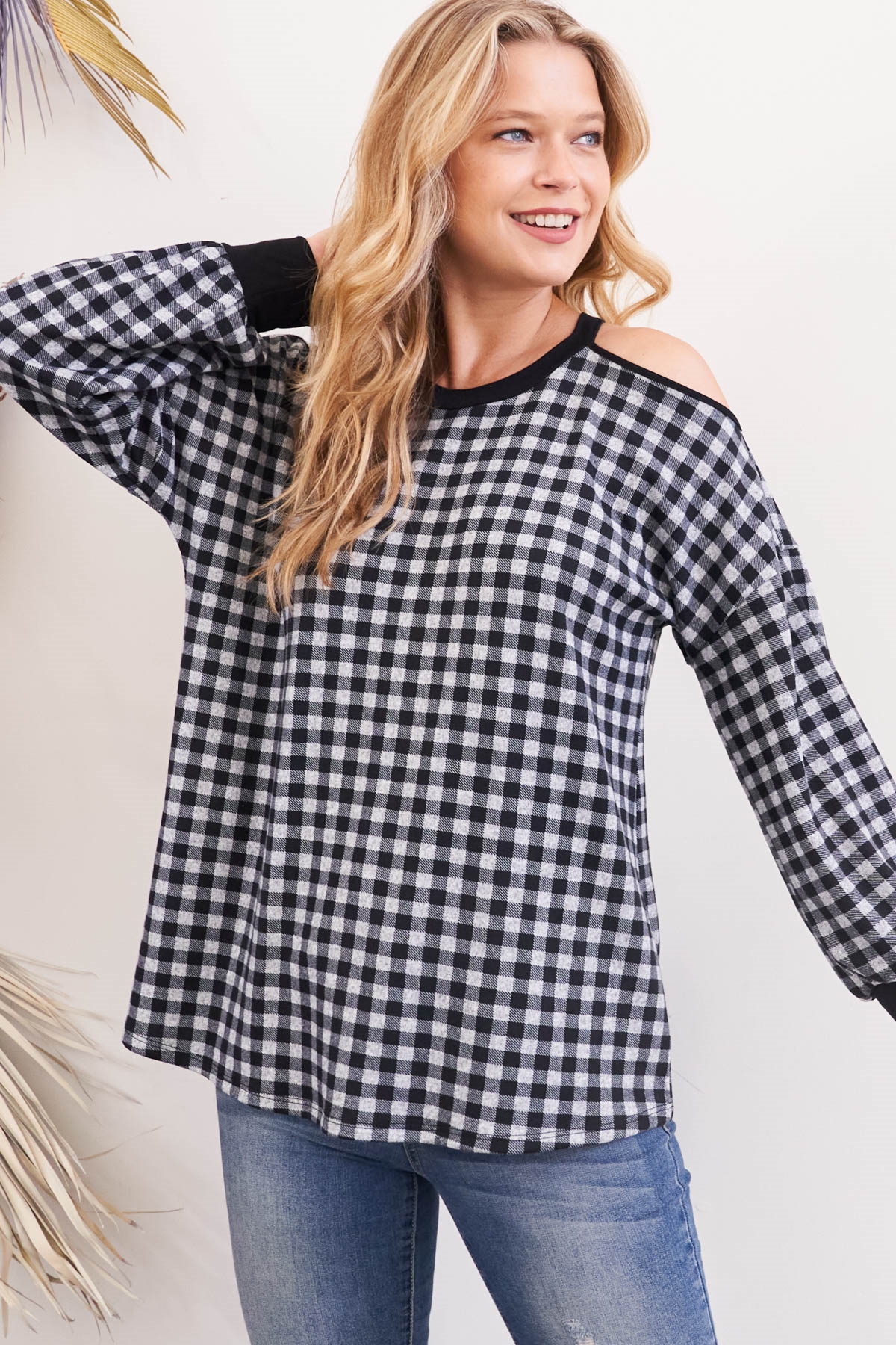 S9-8-2-PPT20864-GYCBBK - PLAID LONG SLEEVE COLD SHOULDER TOP- GREY COMBO/BLACK 1-2-2-2