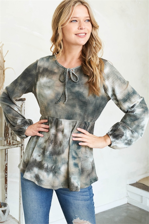S11-20-4-PPT20915-OV-1 - PUFF SLEEVE NECKLINE RIBBON DETAIL TIE DYE WAFFLE TOP- OLIVE 0-1-2-2