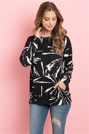 S12-3-3-PPT2093-BK-1 - KANGAROO POCKET TIE DYE LONG SLEEVE TOP- BLACK 2-2