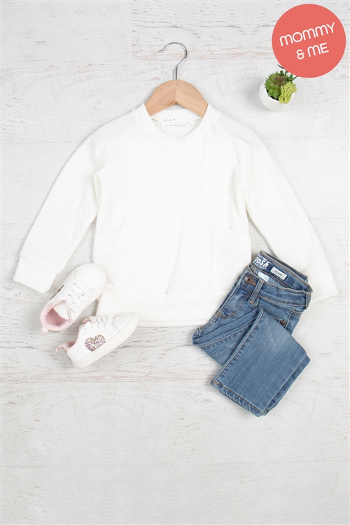 S15-9-5-PPT21058TK-OFW - KIDS ROUND NECK LONG SLEEVE FRONT POCKET PULLOVER- OFF WHITE 1-1-1-1-1-1-1-1 (NOW $6.75 ONLY!)