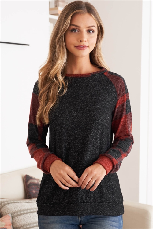 S13-4-1-PPT2131-BK2TRDBK - PLAID SLEEVES TWO TONED RAGLAN TOP- BLACK 2TONE/RED-BLACK 1-2-2-2