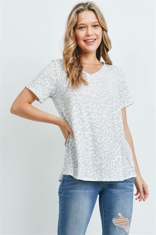 BLK12-3-PPT2187-OFWLTGY-A - SHORT SLEEVE V-NECK LEOPARD TOP- OFF-WHITE/LIGHT GREY 0-4-0-0