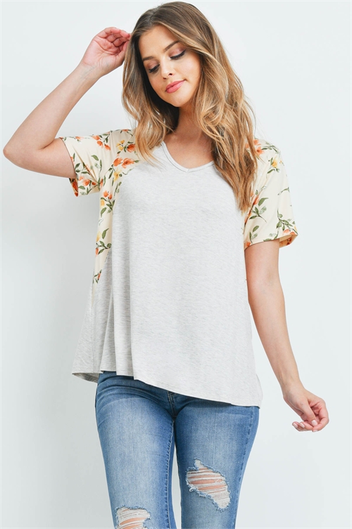 S11-11-4-PPT2201-SXOTKHK - FLORAL CONTRAST TWO TONED V-NECK TOP- SEXY OATMEAL/KHAKI 1-2-2-2
