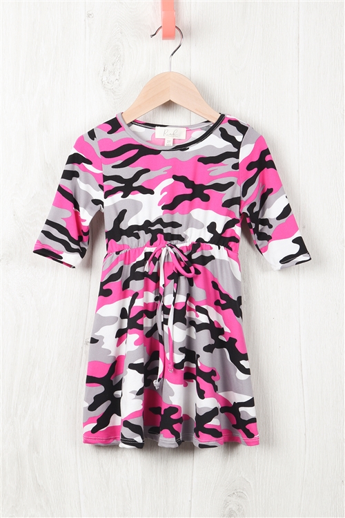 S10-2-3-RFKD1003QS-RCM010-FCH - TODDLER GIRLS QUARTER SLEEVE CINCH WAIST FRONT CAMO DRESS- FUCHSIA 2-2-2-2