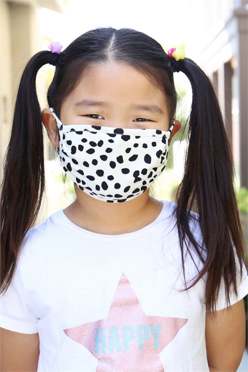 S8-4-2-RFM7002K-RPR019-IVORY- DALMATIAN PRINTED REUSABLE FACE MASK FOR KIDS/12PCS **Size not intended for kids 2 years old and below**