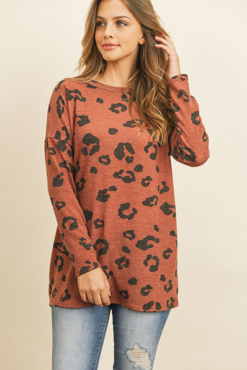 S9-5-3-RFT2007-RAP110-RST - LEOPARD PRINT LONG SLEEVE TOP- RUST 1-2-2-2