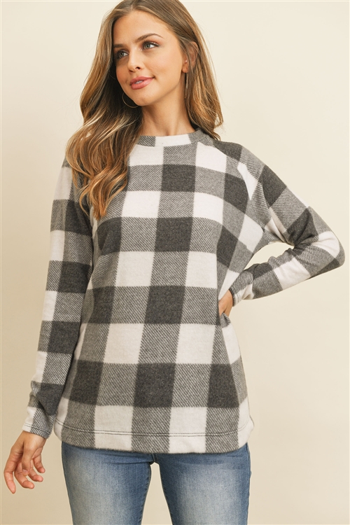 S9-13-3-RFT2032-RPL015-BKIV-1 - TERRY BRUSHED PLAID PULLOVER TOP- BLACK/IVORY 2-2