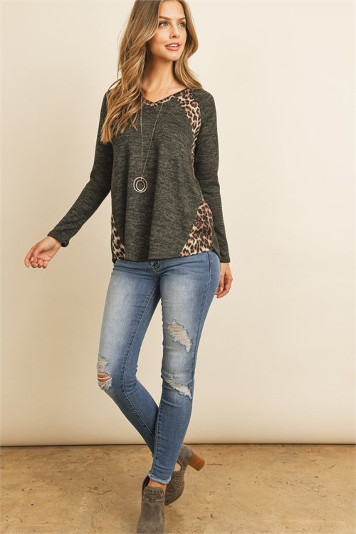 SA3-0-3-RFT2273-RAP002C-CHLGY-1 - V-NECK LEOPARD CONTRAST TWO TONE HACCI TOP- CHARCOAL GREY 2-3-1-1