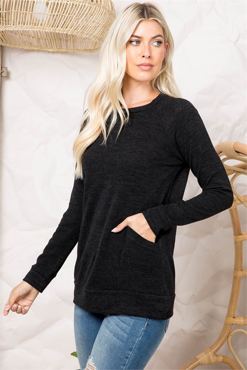 S11-6-3-RFT2534-MIER-BK - KNIT FRONT POCKET LONG SLEEVED TOP- BLACK 1-2-2-2