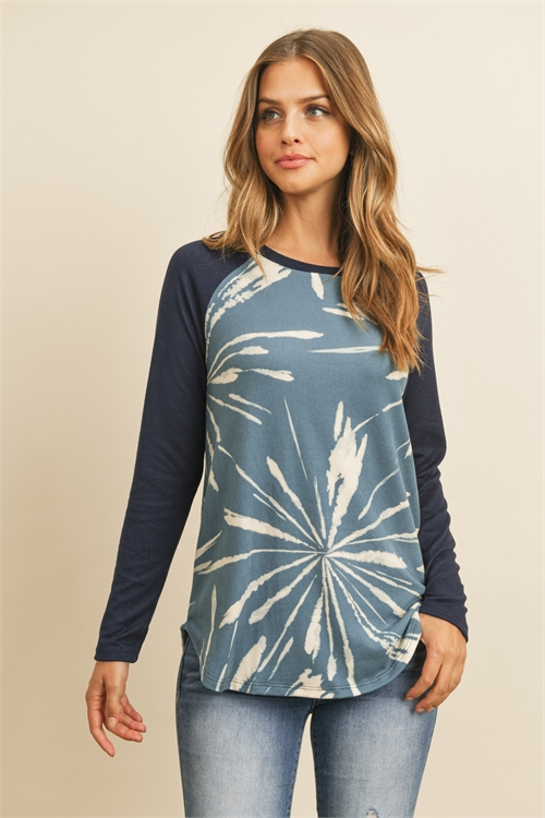 S4-1-3-RFT2604-RTD053-TLNV-1 - SOLID SLEEVES PRINTED ROUND HEM TOP- TEAL/NAVY 1-1-1-2