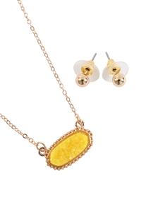 S1-8-2-VNE0616GDYL - DRUZY OVAL STONE PENDANT NECKLACE AND EARRING SET-YELLOW/1PC