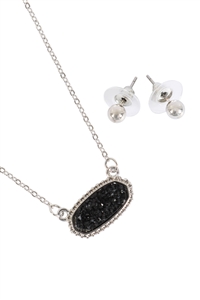 S1-8-2-VNE0616RHBK - SILVER BLACK DRUZY OVAL STONE PENDANT NECKLACE AND EARRING SET/1PC