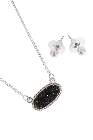 S1-8-2-VNE0616RHBK - SILVER BLACK DRUZY OVAL STONE PENDANT NECKLACE AND EARRING SET/1PC