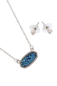 S1-8-2-VNE0616RHMBL - SILVER MONTANA BLUE DRUZY OVAL STONE PENDANT NECKLACE AND EARRING SET/1PC