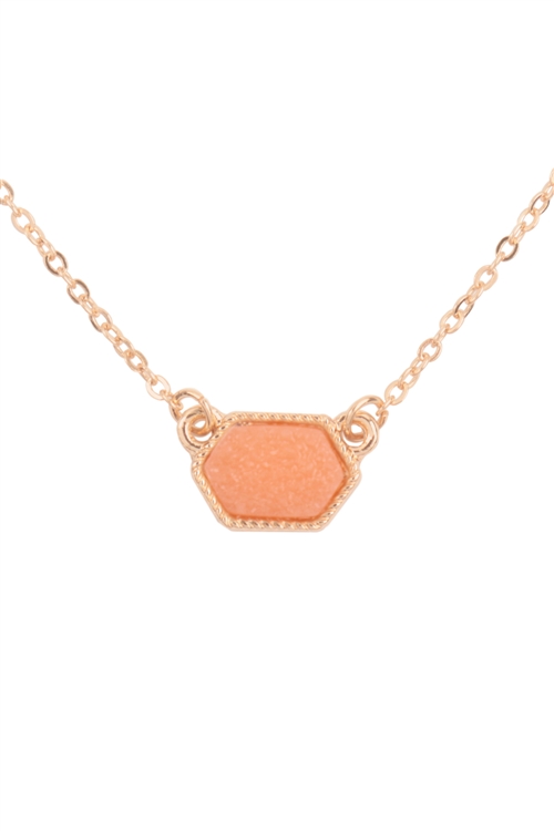 S4-6-1-VNE0851GDDPE - DRUZY HEXAGON PENDANT NECKLACE EARRING SET-DARK PEACH/1PC