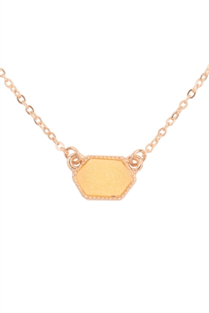 S6-4-2-VNE0851GDPE - DRUZY HEXAGON PENDANT NECKLACE EARRING SET-PEACH/1PC