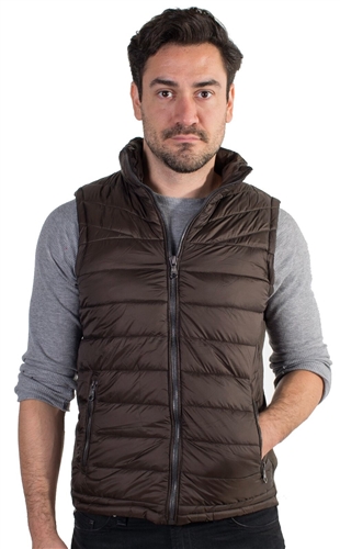 Men's Quilted Vest with Faux Fur Body Lining and Stretchable Side Gathering