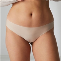 The nude Uniq Thong provides a smooth and seamless finish perfect for everyday wear.