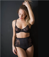 Black underwired bra with cups in elastic printed tulle for a transparent effect, front fastening, scuba trim and adjustable straps at the back