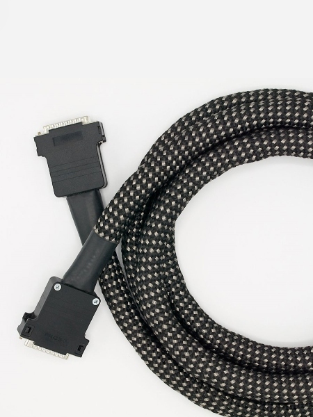 Vovox Sonorus Muco Snake Cable w/ DB25 to DB25 (3.3 Feet)