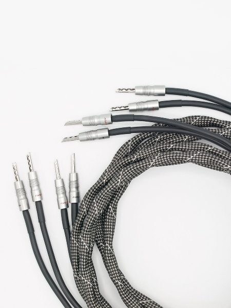 Vovox Sonorus Drive Speaker Cables w/ High-Quality Rhodium-Coated Banana Plugs | Pair (16.4 feet)