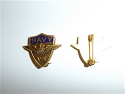 b1548 WW 2 US Navy USN V-5 Program Cap Badge B1D47