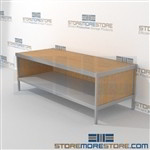 Mail services workstation with bottom storage shelf is a perfect solution for document processing center durable design with a strong frame and lots of accessories built using sustainable materials In line workstations Perfect for storing mail supplies